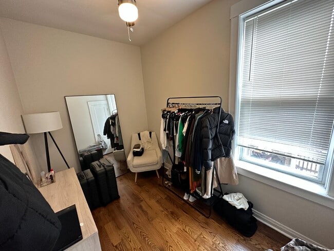 Building Photo - 2647 W Crystal St