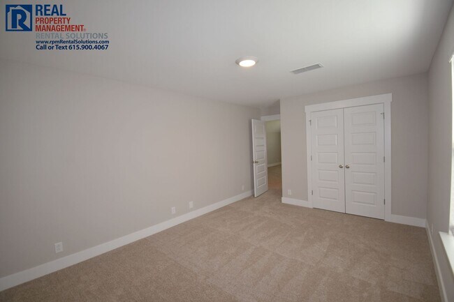 Building Photo - 2432 Fig Dr