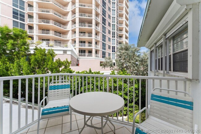 Building Photo - 1470 S Ocean Blvd