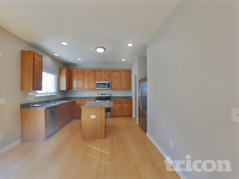 Building Photo - 4620 Van Leer Ct