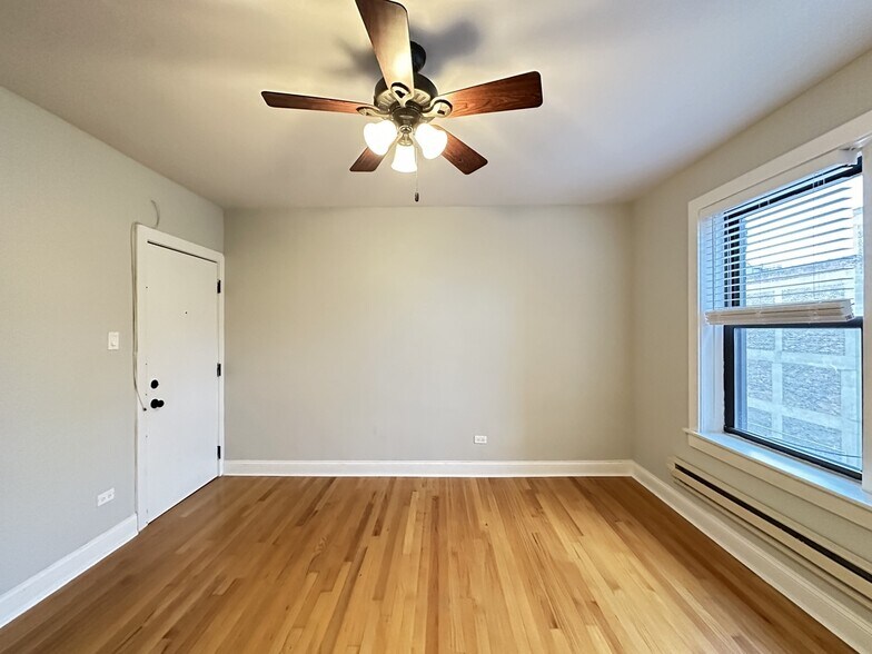 Building Photo - 618 W Patterson Ave