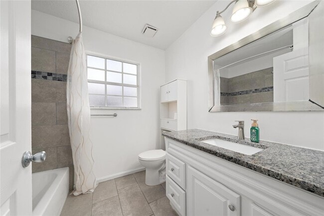 Building Photo - 3930 Southpointe Dr