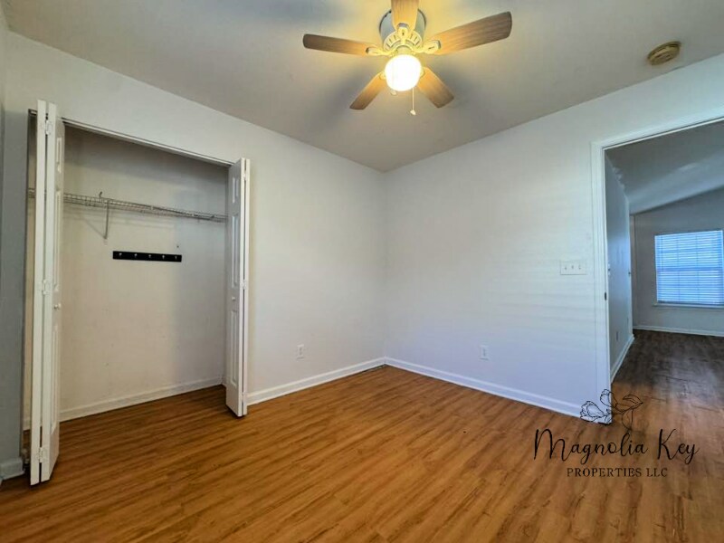 Building Photo - 1117 Stoney Falls Blvd