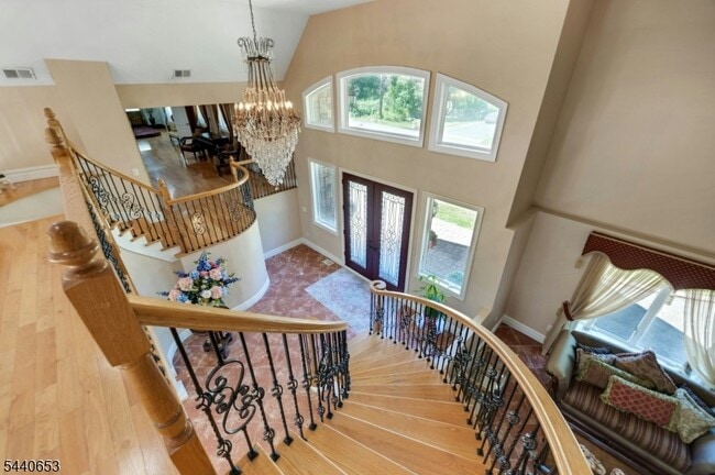 Building Photo - 252 Mabel Pl