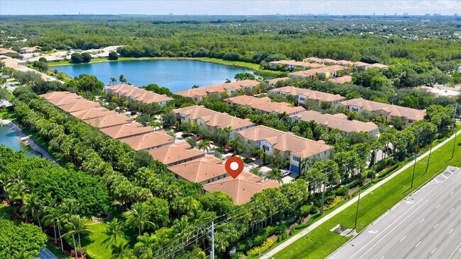 Building Photo - 2061 Foxtail View Ct