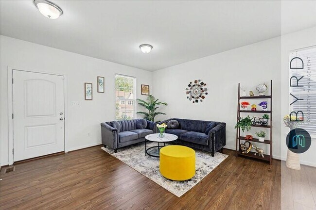 Building Photo - 18111 Jones Run Trl