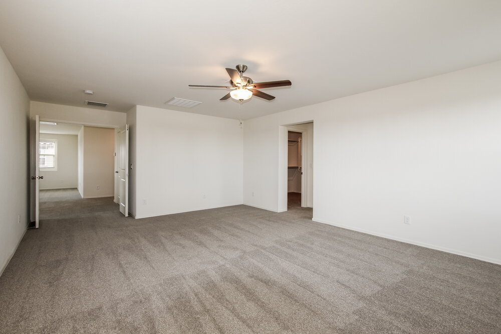 Building Photo - 16663 W Sierra St