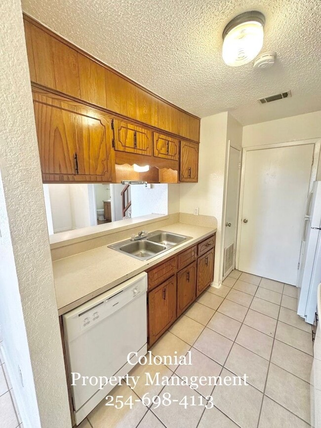 Building Photo - AVAILABLE NOW; APPLY TODAY AT OUR WEBSITE!!