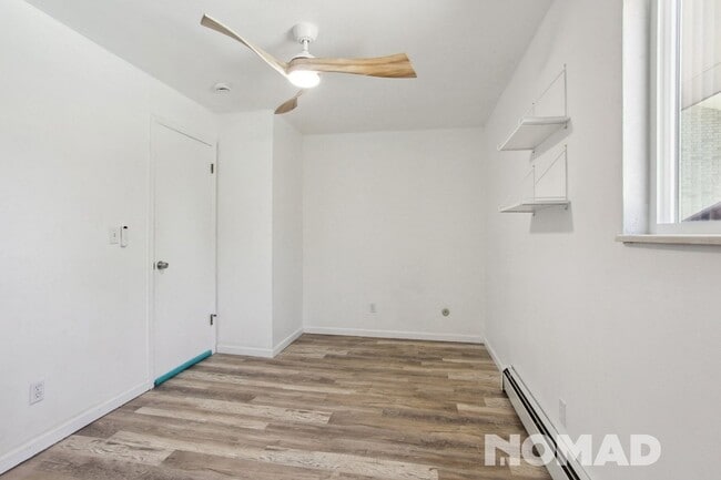 Building Photo - Newly Renovated 2BR Condo in Boulder