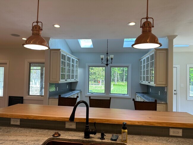 Building Photo - 1308 Boardwalk Way