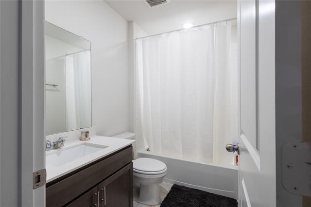 Building Photo - 4112 Fitzgerald Ave