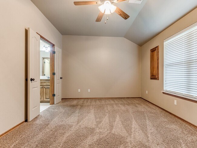 Building Photo - 2409 Kyle Robert Ln