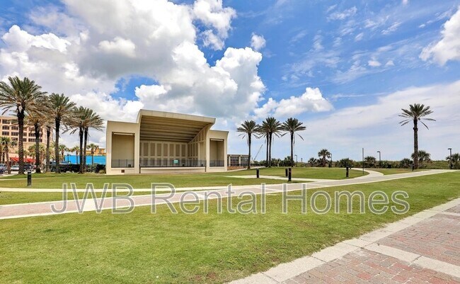 Building Photo - 1328 6th Ave N