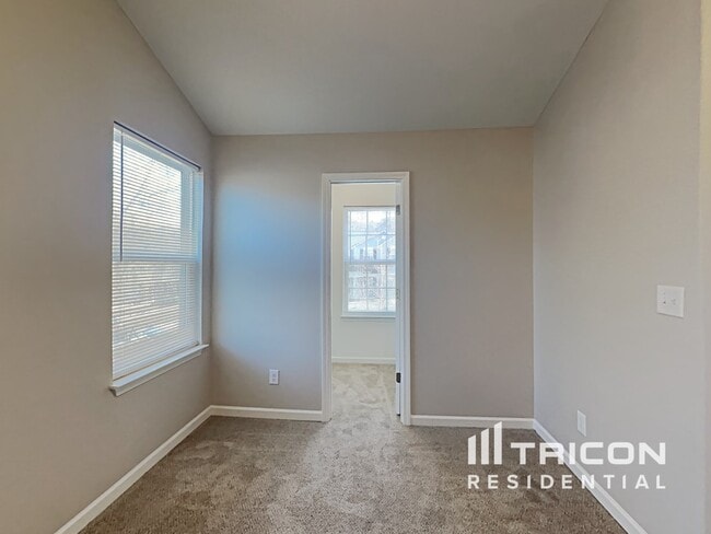 Building Photo - 6415 Pennacook Dr