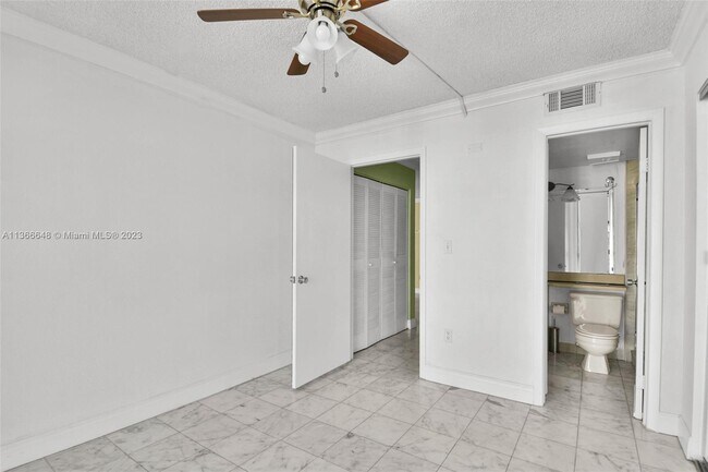 Building Photo - 11800 SW 18th St