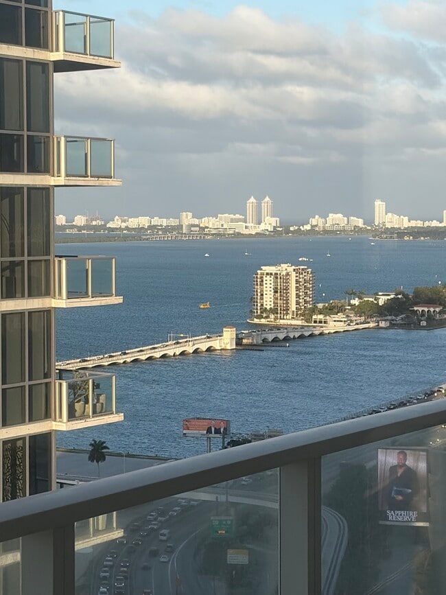 Building Photo - 1040 Biscayne Blvd