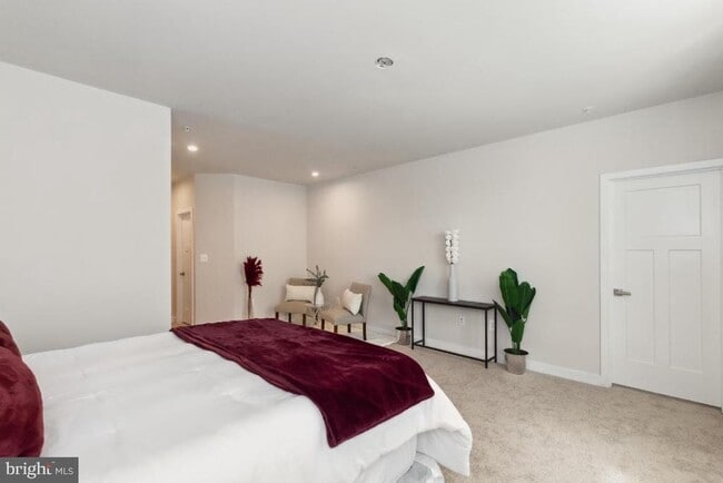 Building Photo - 10700 Presidential Pkwy