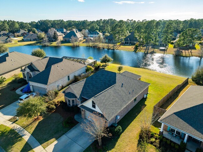 Building Photo - 169 Windchime Way