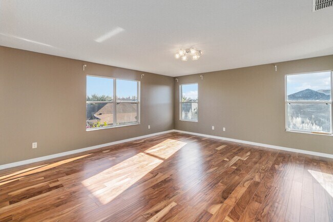 Building Photo - 1755 Delafield Dr