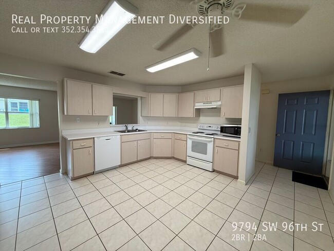 Building Photo - 9794 SW 96th St