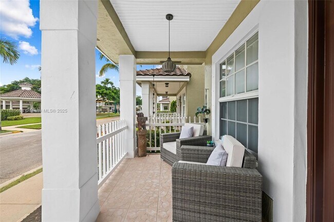 Building Photo - 10541 NW 56th Pl