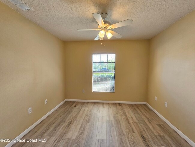 Building Photo - 730 Margie Dr