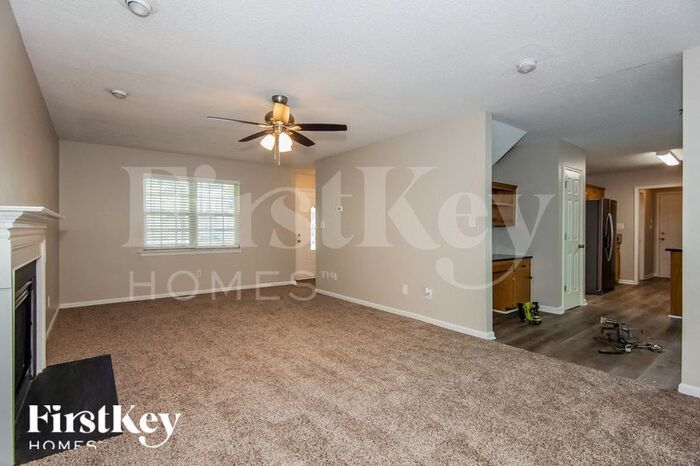 Building Photo - 153 Silver Birch Ln