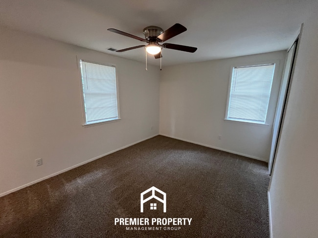 Building Photo - Spacious 3BR/2BA Home with Den & Living Room | Brick Fireplace & Large Yard