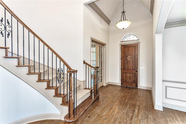 Building Photo - 1832 Canyon Ct