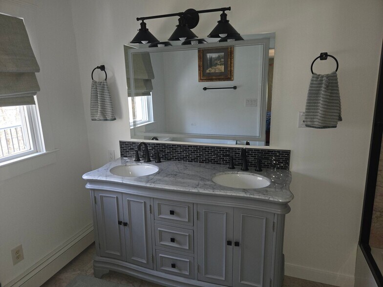 Building Photo - 78 Woodchuck Hill Rd