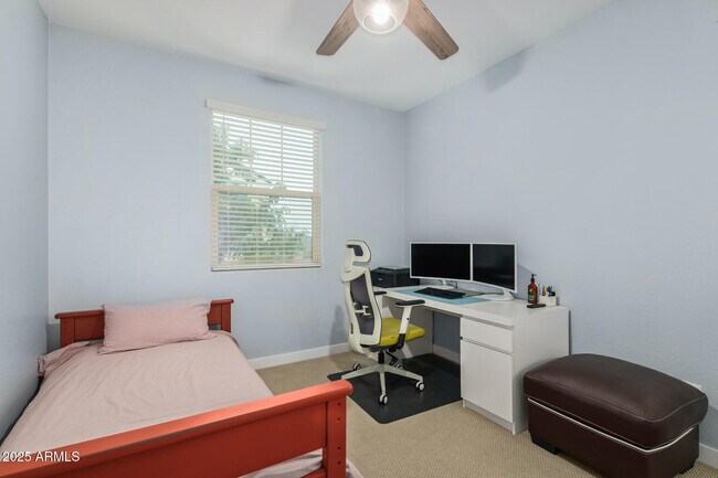 Building Photo - 1171 E Armstrong Wy