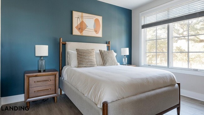 Building Photo - 300 E Broad St