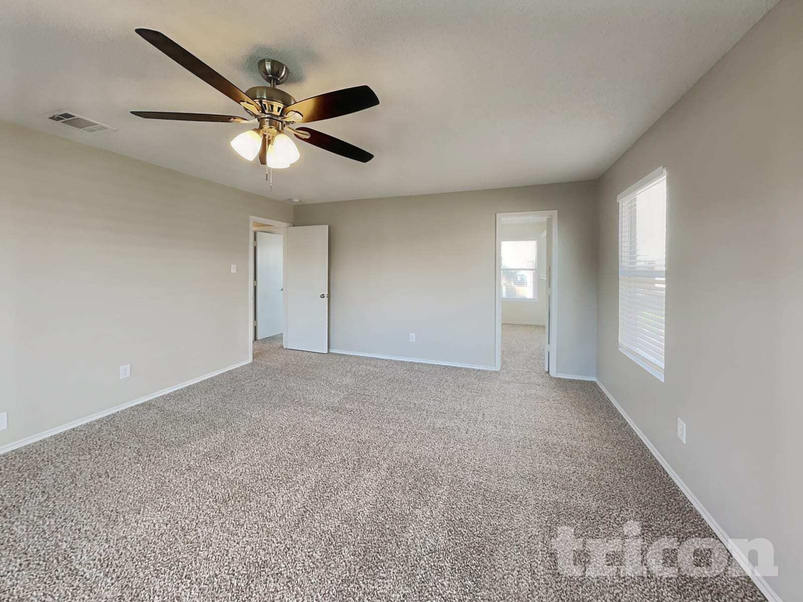 Building Photo - 360 Blairwood Dr