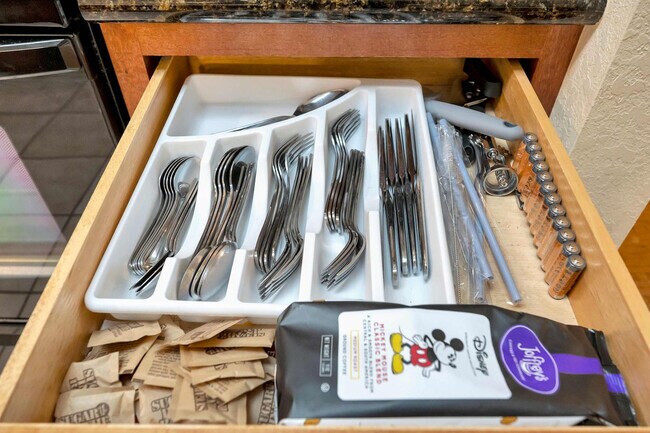 Building Photo - 8101 Resort Village Dr