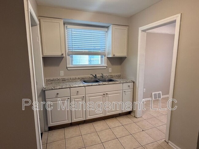 Building Photo - 14345 Stout St