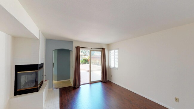 Building Photo - Spacious 3 bedroom | Cays with partial oce...