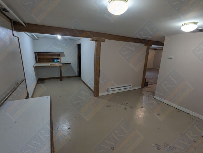 Building Photo - 2 Harding Ct