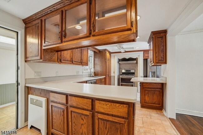 Building Photo - 10 Great Hills Terrace