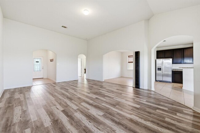 Building Photo - 1216 Violet Ln