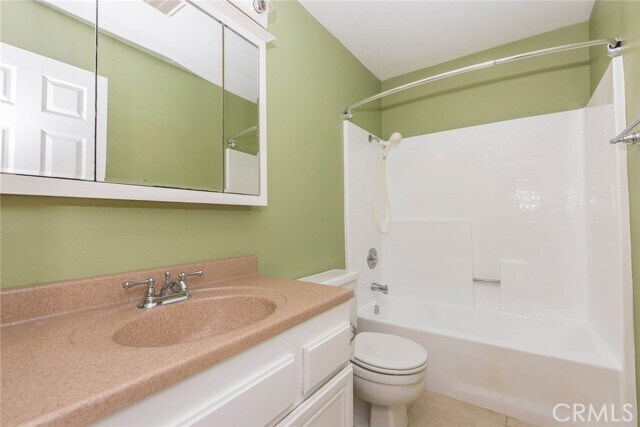 Building Photo - 34 Coventry Ln