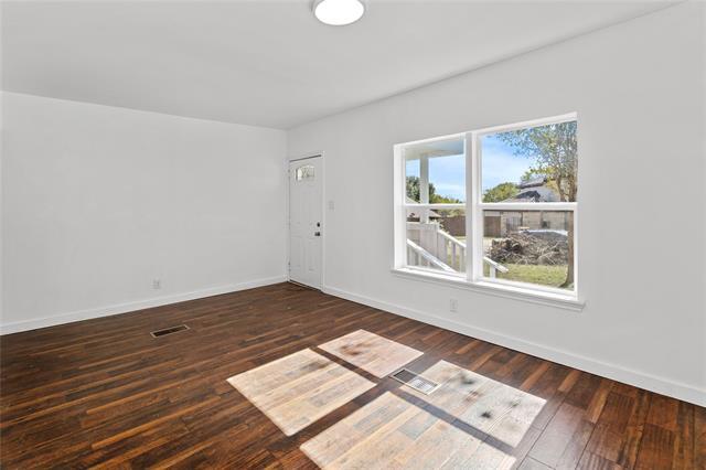 Building Photo - 5524 Dartmouth Ave