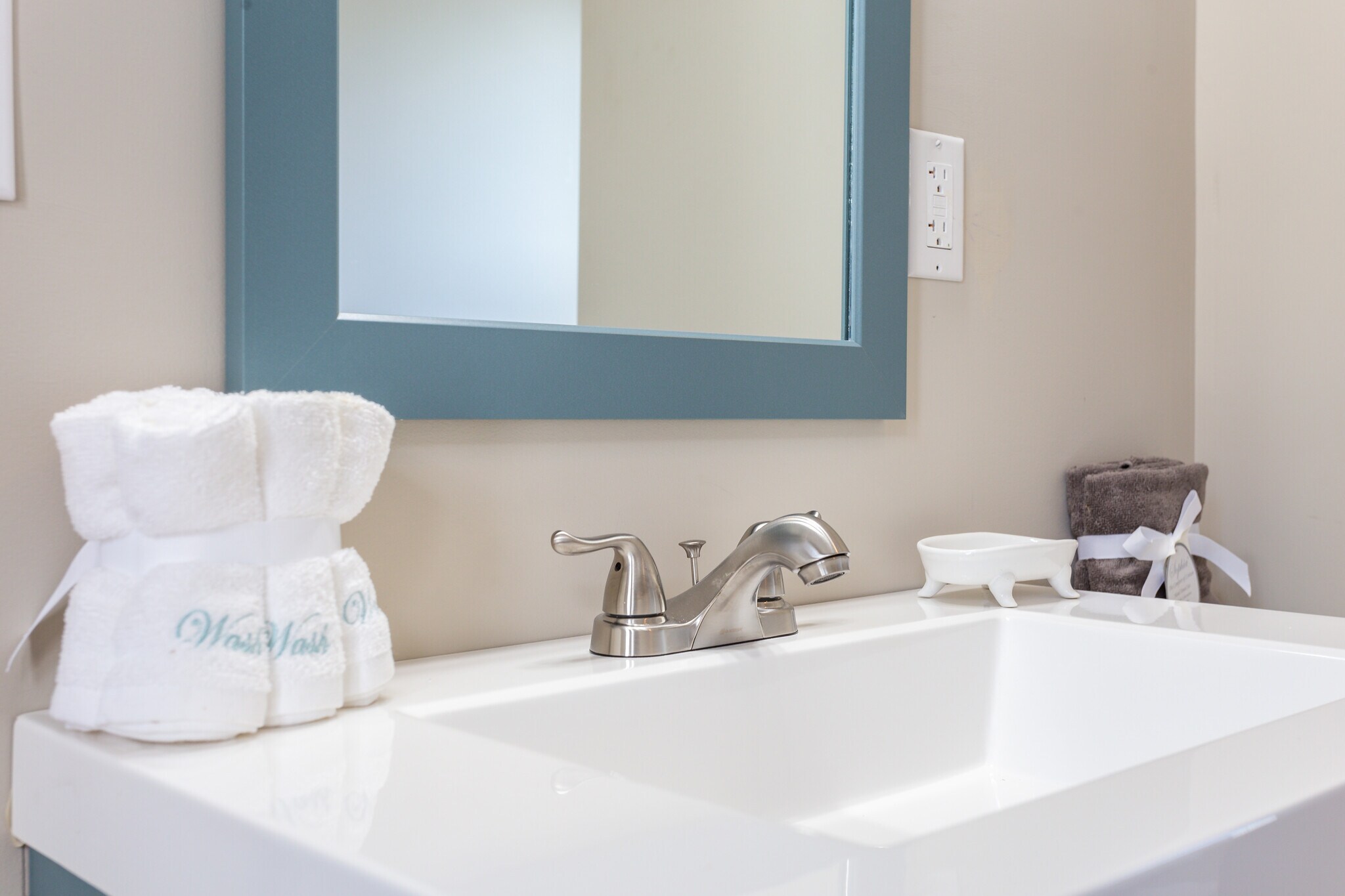 Building Photo - 34 Court Park