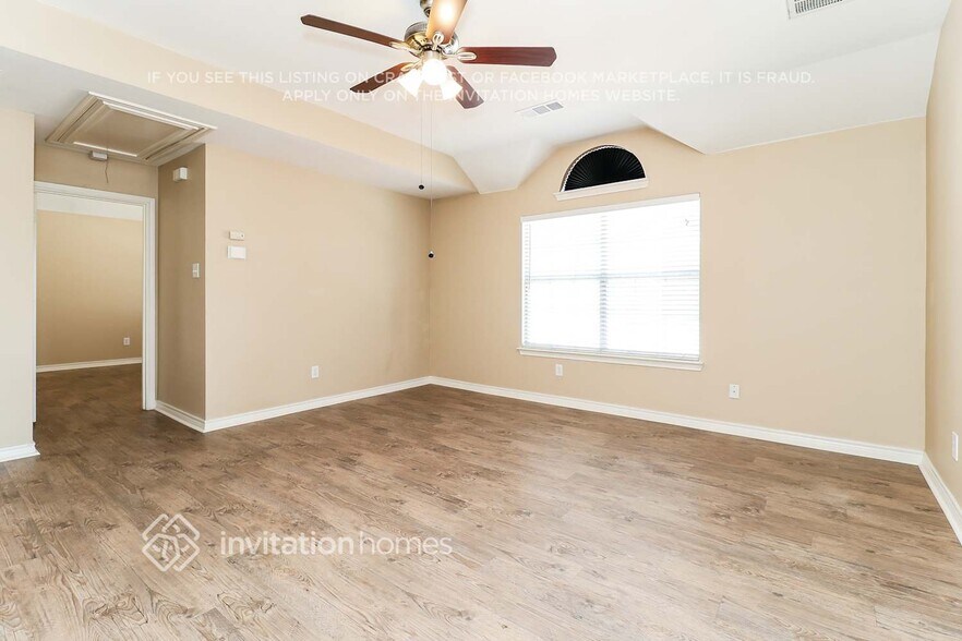 Building Photo - 1406 Chateau Ln