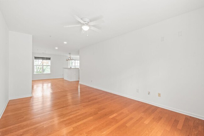 Building Photo - (Move-In Special) Charming 2-Bedroom, 2-Ba...