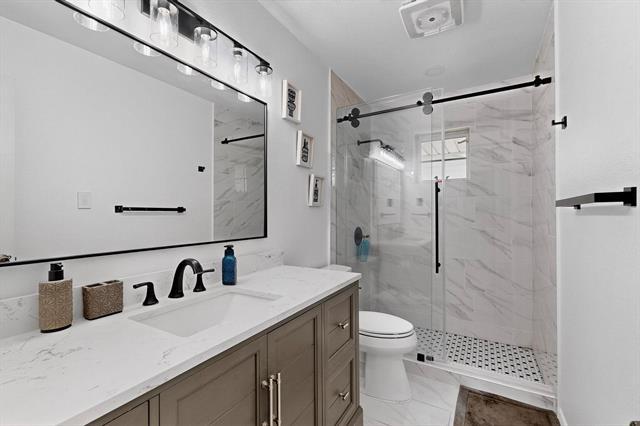 Building Photo - 2728 Ridgeview Ln
