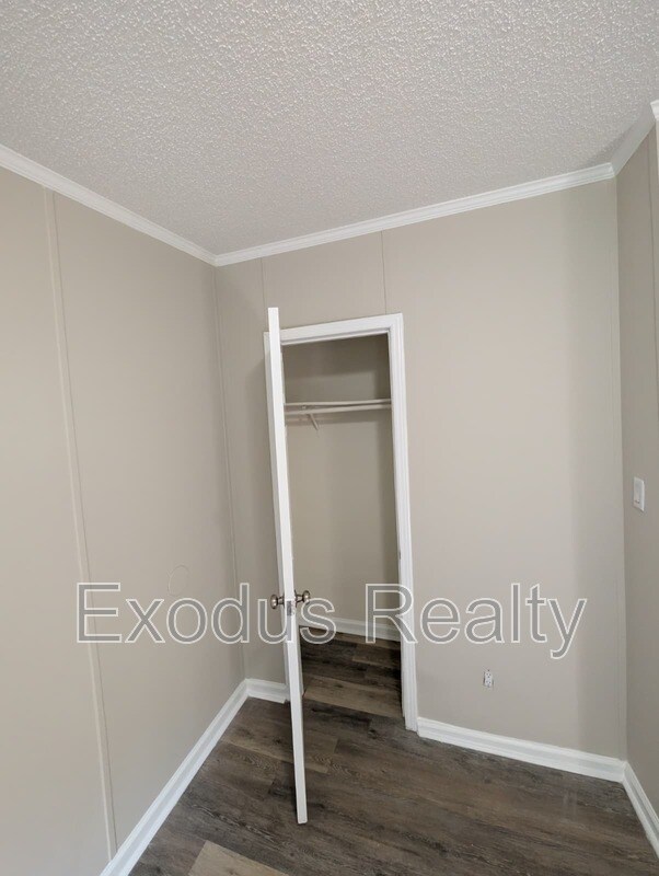Building Photo - 38 Paul Revere Ln