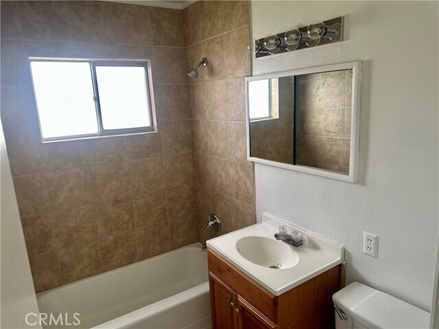 Building Photo - 5147 Canoga St