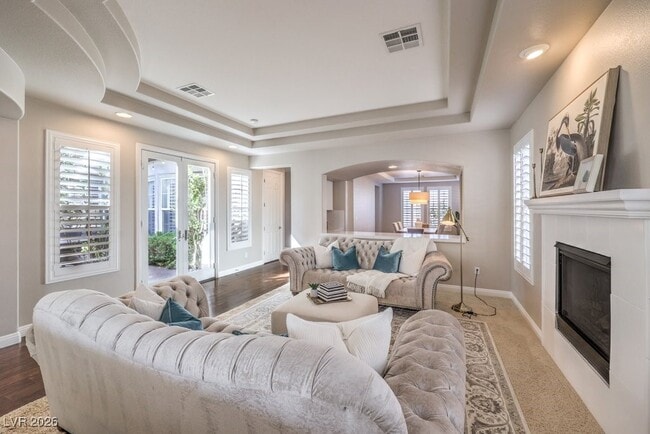 Building Photo - 636 Chervil Valley Dr