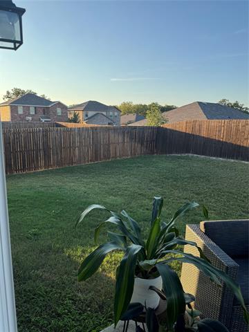 Building Photo - 824 Peach Tree Ln