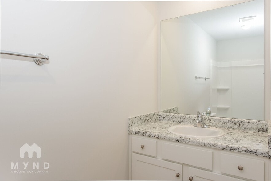 Building Photo - 161 Olde Hearth Rd